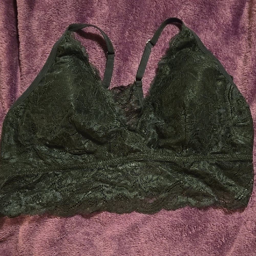 Lace Bralette in Black